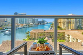 Pool - Apartment with Balcony - Gym - Near Beach
